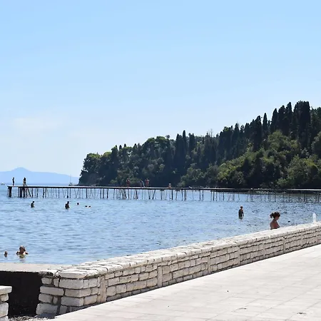 Garitsa Bay Апартаменты